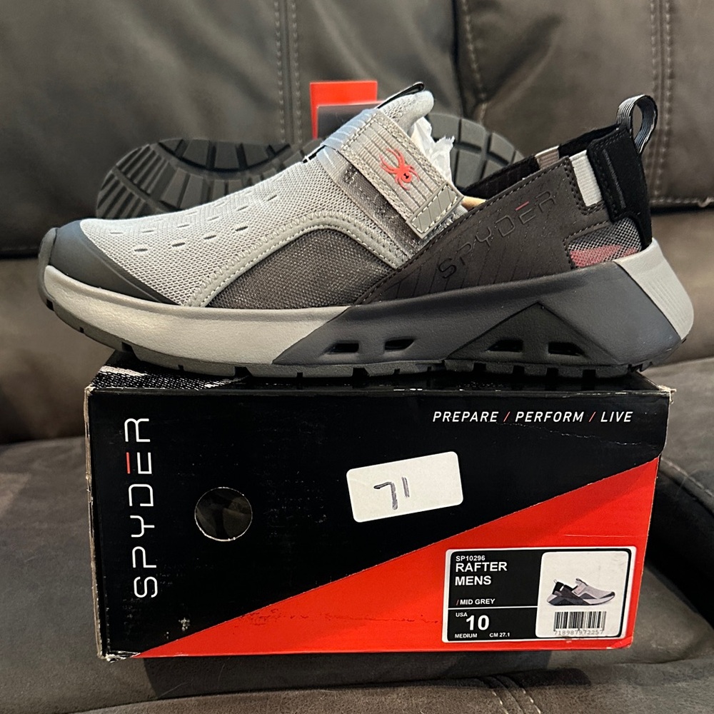 Spyder Men's Sneakers - Gray and Black